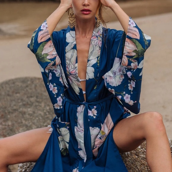 New Gorgeous Bohemian Floral Print Kimono Duster - Picture 5 of 16